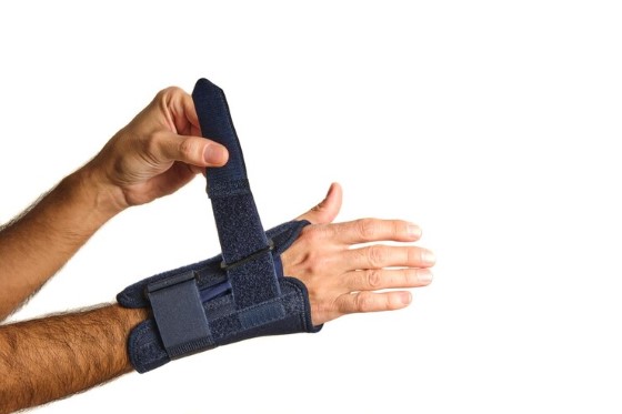 carpal tunnel syndrome test sydney - CURA Medical Specialists
